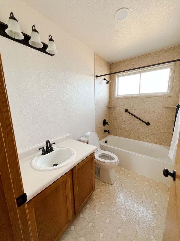 Top Bathroom Remodeling Companies in Paw Paw, MI